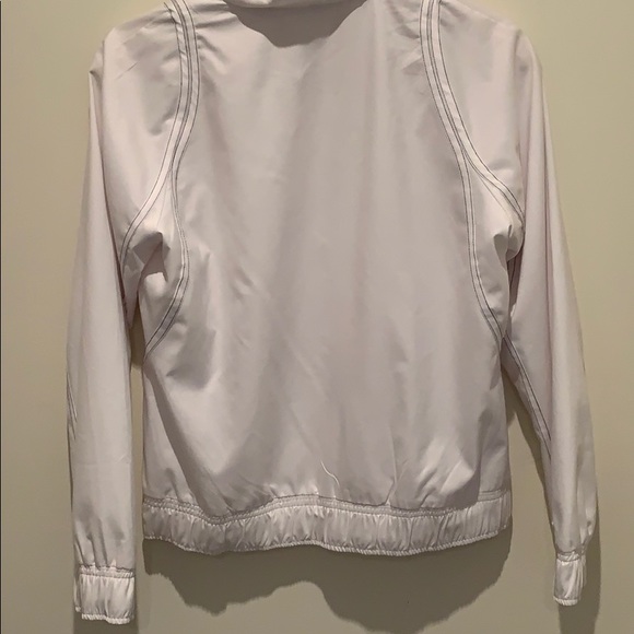 3/$30 Reebok light weight windbreaker size small - Picture 4 of 4